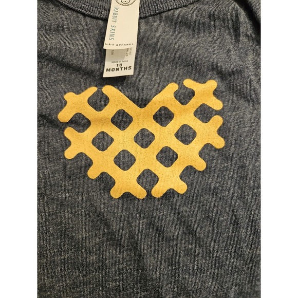 Chik Fil A Waffle Fry Baby Bodysuit Size 18M Blue Waffle Fry Heart Short Sleeve - Picture 3 of 7